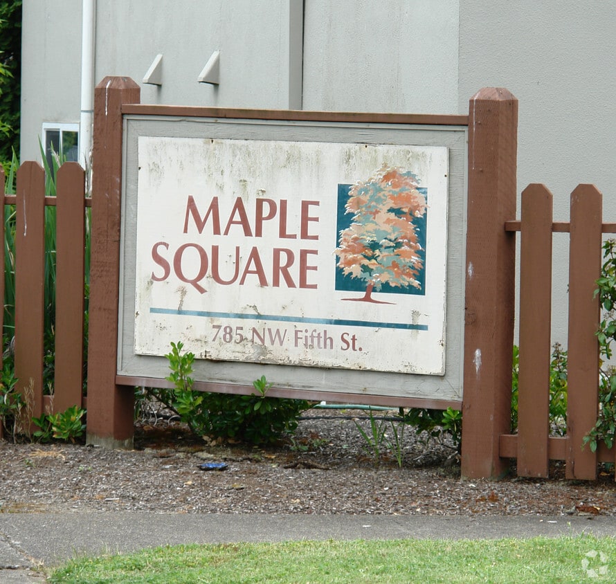 Building Photo - Maple Square Apartments