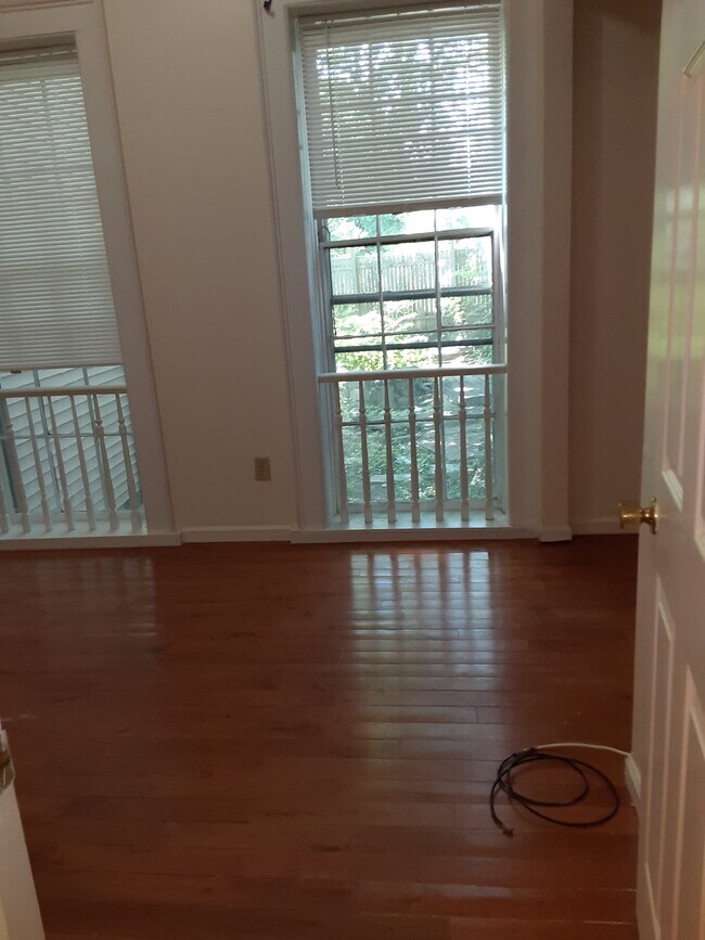 Dormitorio extragrande/Piso superior - 68 Elm St