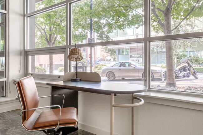 Foto del edificio - 330 3rd Ave W