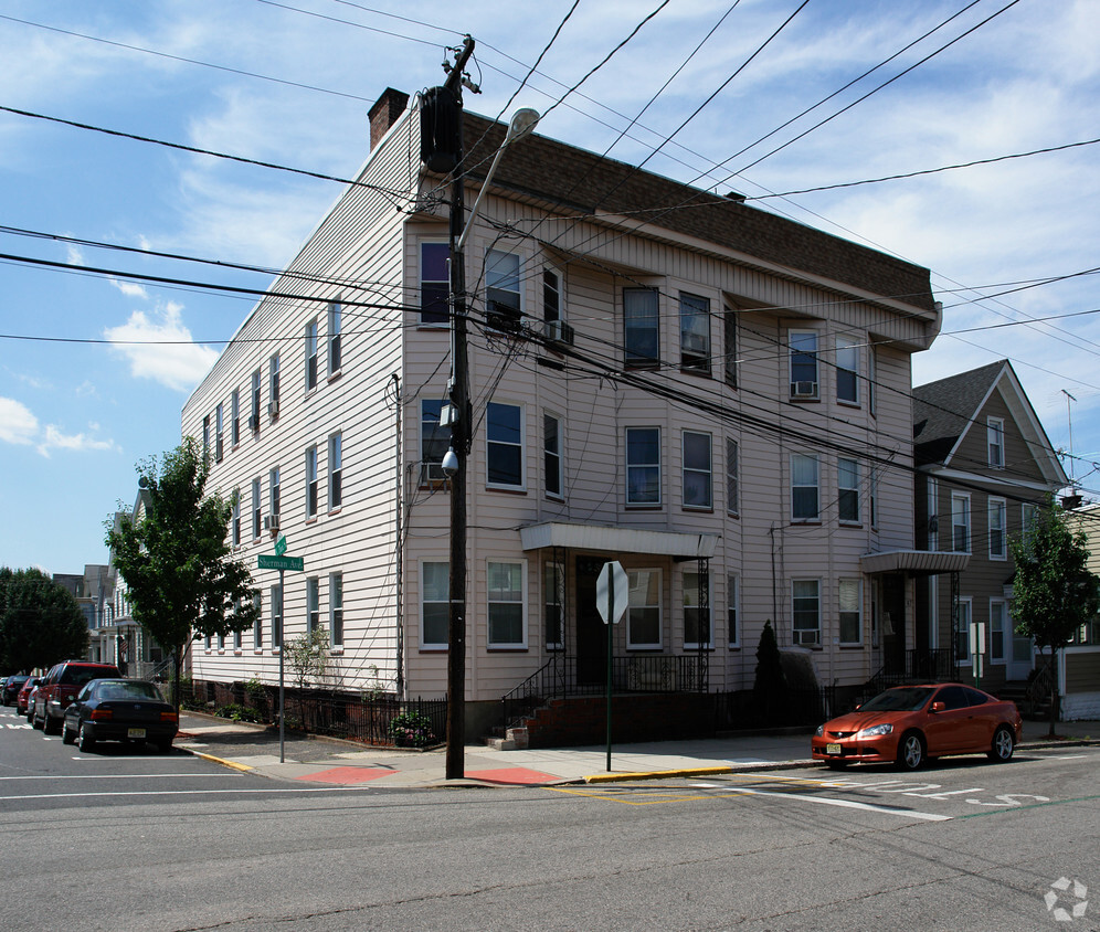 Primary Photo - 47-49 Sherman Ave