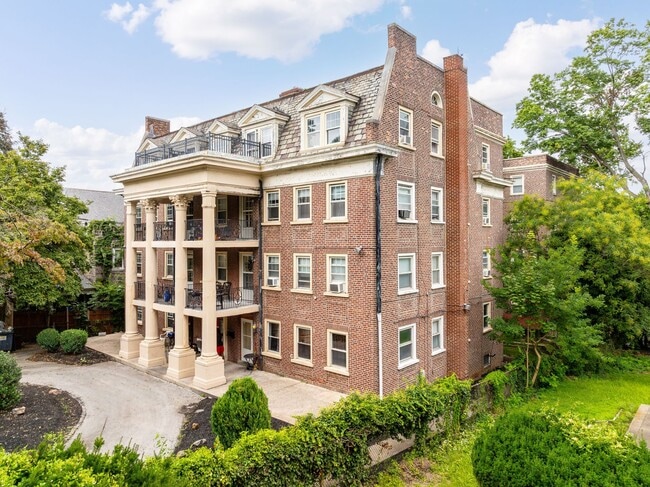 Foto del edificio - 6351-55 Lancaster Ave