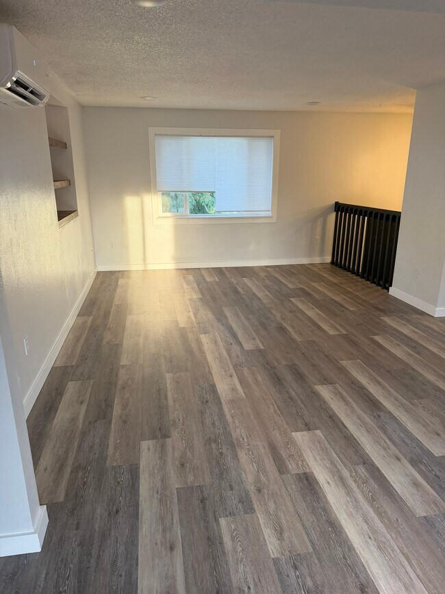 Foto del edificio - 5811 N Cook St