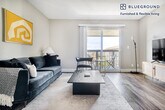 Foto principal - 950 E Hillsdale Blvd