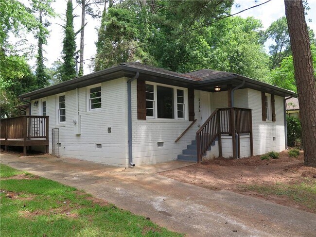 Building Photo - 3184 Pollard St