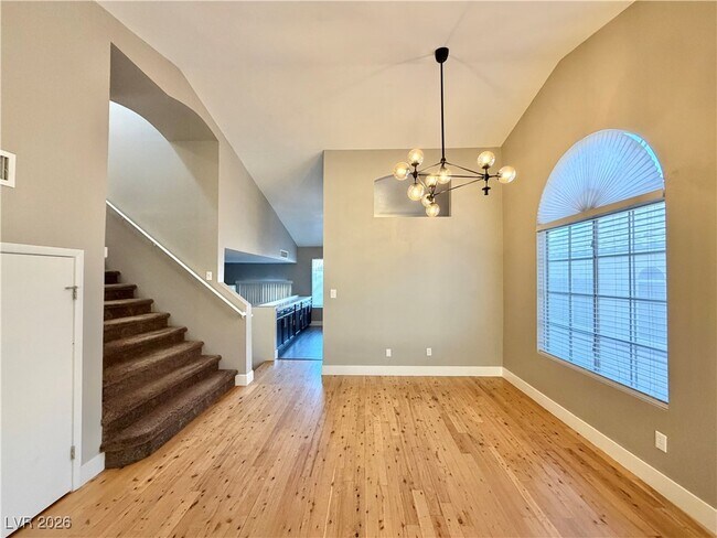 Foto del edificio - 7708 Beach Falls Ct