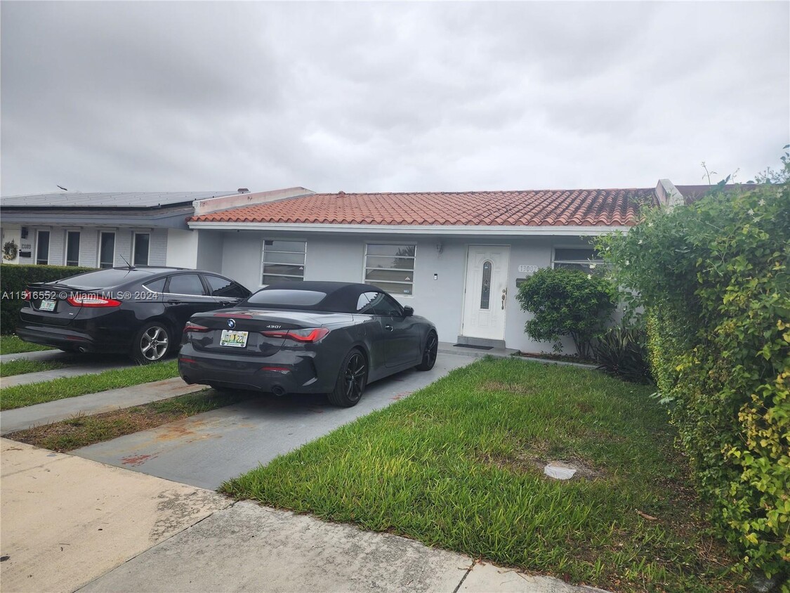 Foto principal - 13007 SW 51st St