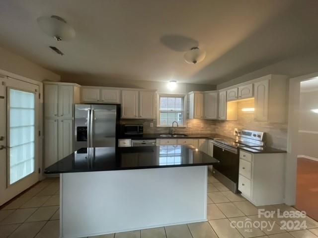 Building Photo - 419 Silversmith Ln
