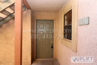Building Photo - 12027 Alta Carmel Ct