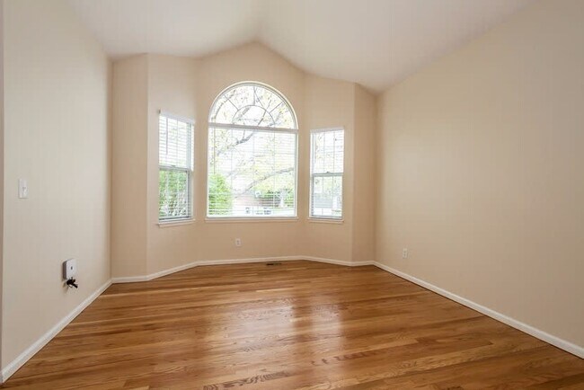 Foto del edificio - 11845 Decatur Pl
