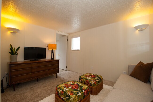 Building Photo - 219 S Gull Lake Dr
