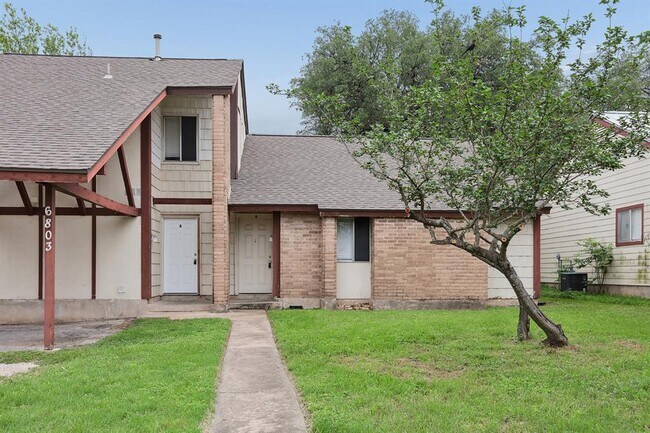Building Photo - 6803 Woodhue Dr