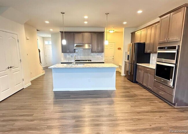 Foto del edificio - 43533 Prospect Ln