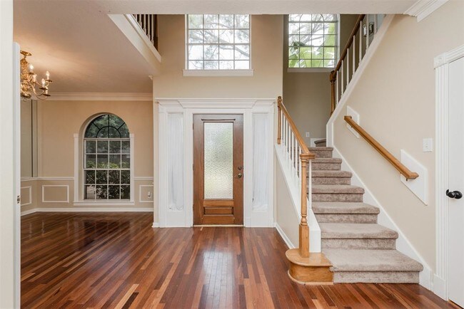 Foto del edificio - 215 Sunset Ridge Dr