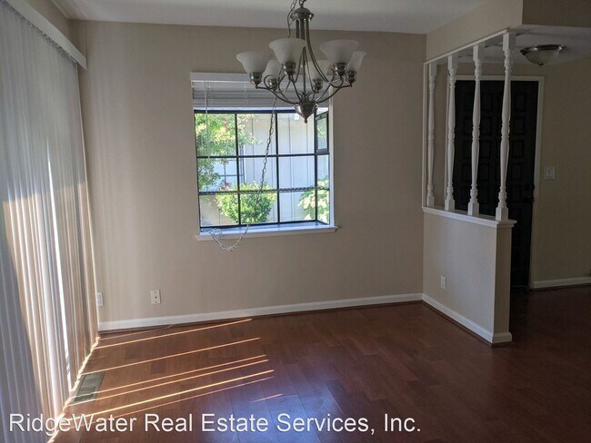 Building Photo - 2 br, 1 bath House - 18317 Shadowbrook Way