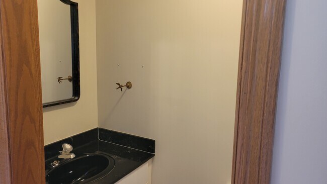 Foto del edificio - 104 Quail Dr