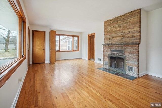 Building Photo - 44 Lakeview Avenue