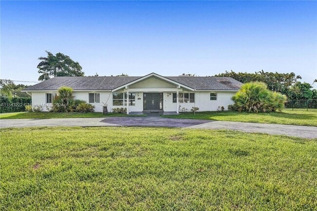 Building Photo - 1250 NW 122nd Ave