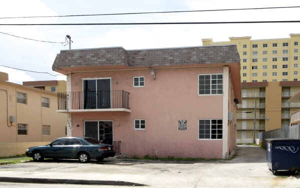Foto del edificio - 1252 NW 3rd St