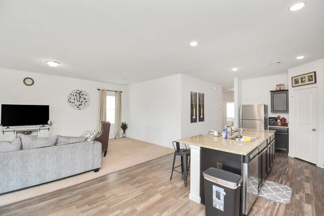 Foto del edificio - 1005 Blue Beech Ln