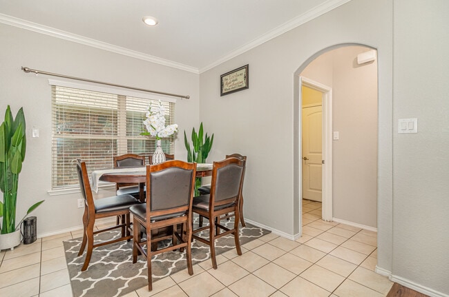 Foto del edificio - 613 Wounded Knee Dr