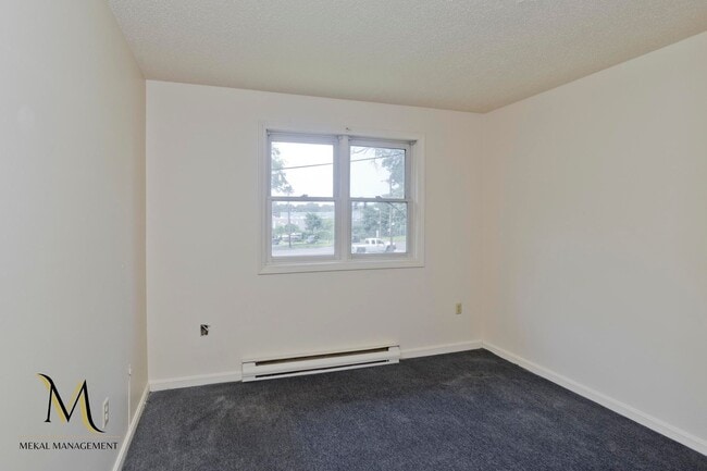 Building Photo - 715-719 Berkshire Avenue