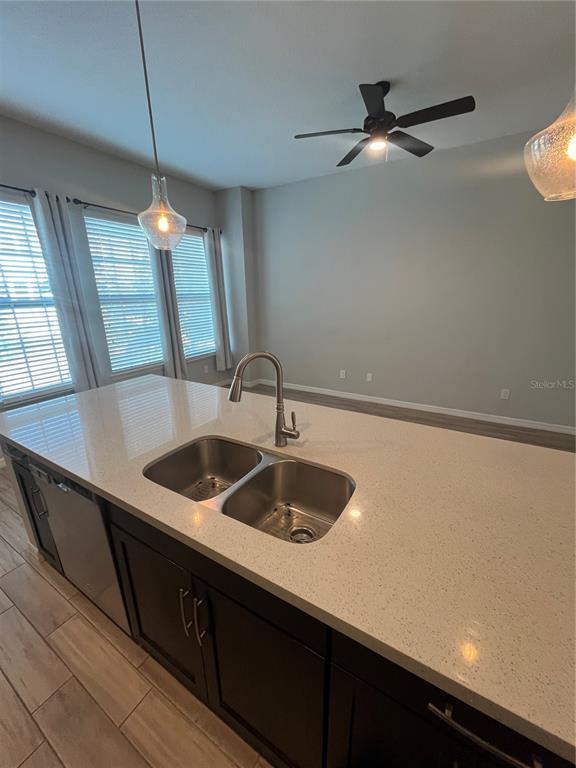 Building Photo - 861 Taramundi Dr