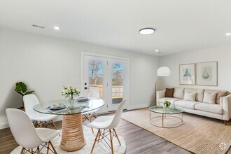 Building Photo - 4056 Cedar Fls Ln