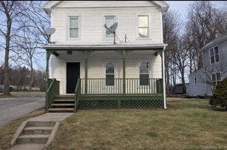 Building Photo - 203 W Main St