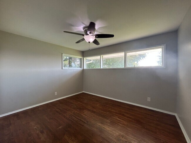 Foto del edificio - Cambridge City! Updated 3 Bedroom 1 Bathro...