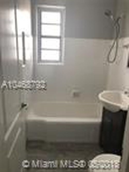 Foto del edificio - 685 84th St