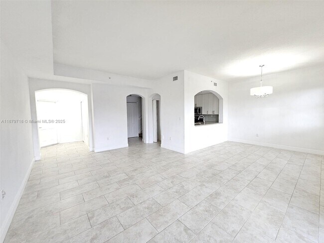 Foto del edificio - 8826 W Flagler St