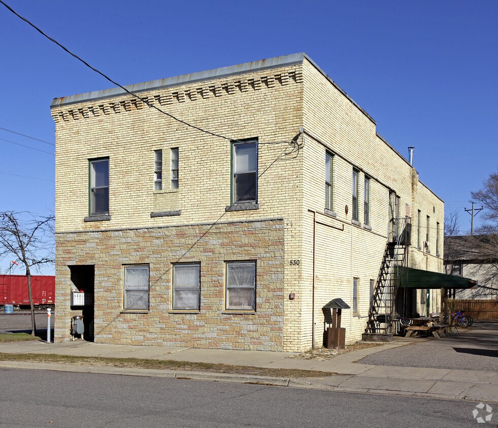 Primary Photo - 530 16th Ave N