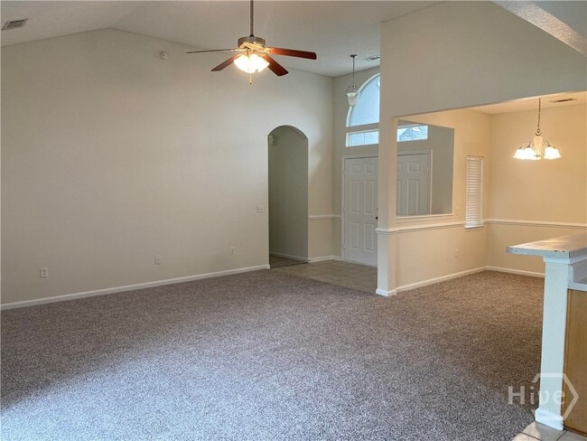 Building Photo - 533 Amsonia Cir