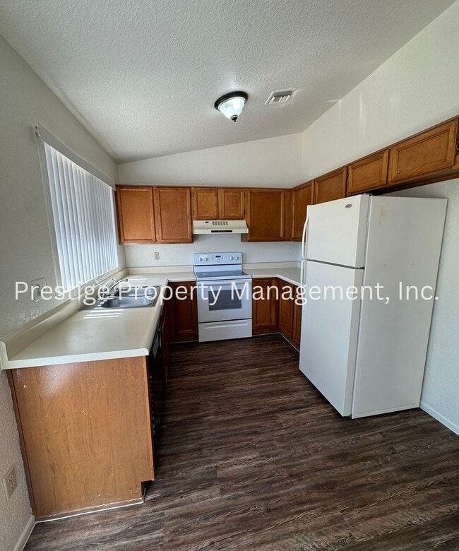 Building Photo - 3093 W Placita De La Roseta