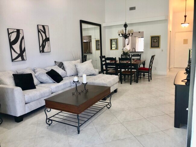 Foto del edificio - 10784 Waterberry Dr