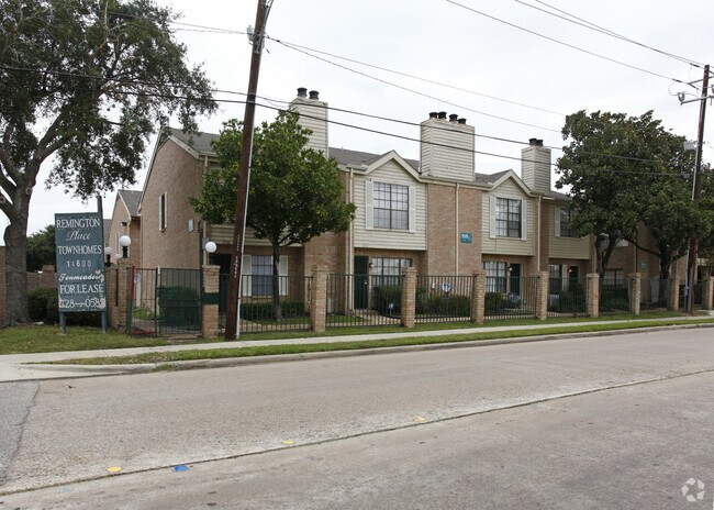 Foto del edificio - Remington Place Townhomes