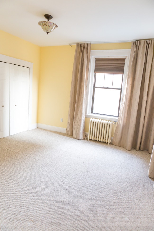 bedroom 1 - 6 Sutherland Rd