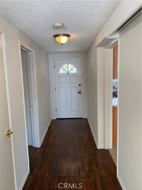 Foto del edificio - 27150 Fond Du Lac Rd