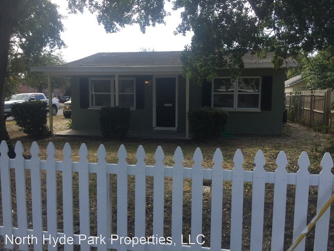 Building Photo - 3 br, 1 bath House - 1002 W. Arch St