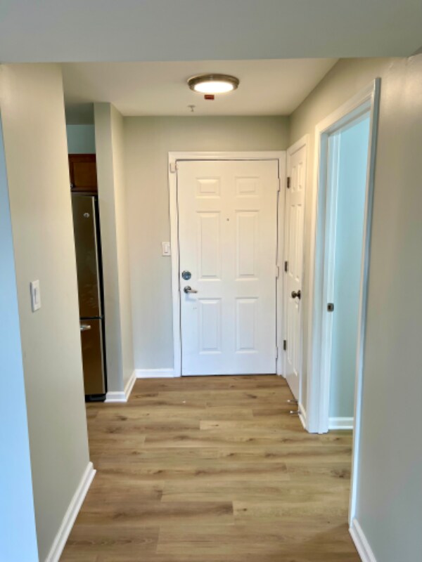 Foto del edificio - 14000 Farnsworth Ln