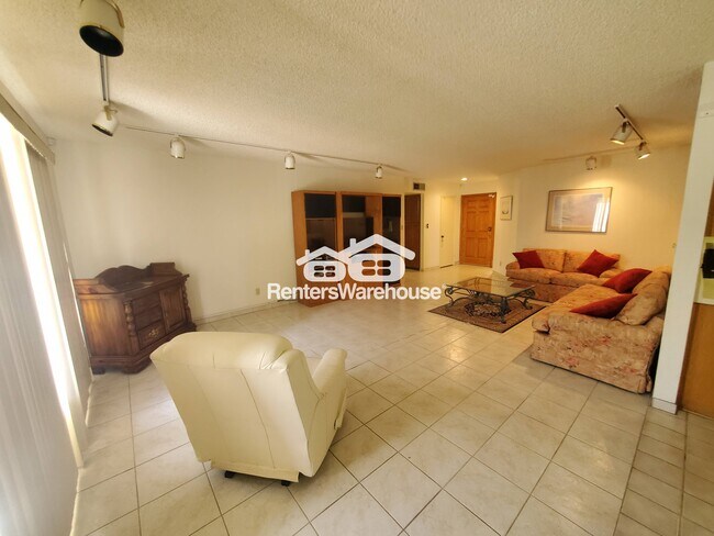 Foto del edificio - 5136 E Tierra Buena Ln