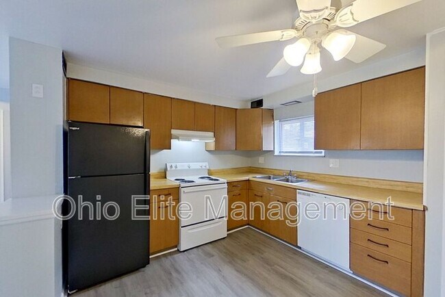 Foto del edificio - 1045 Binns Blvd