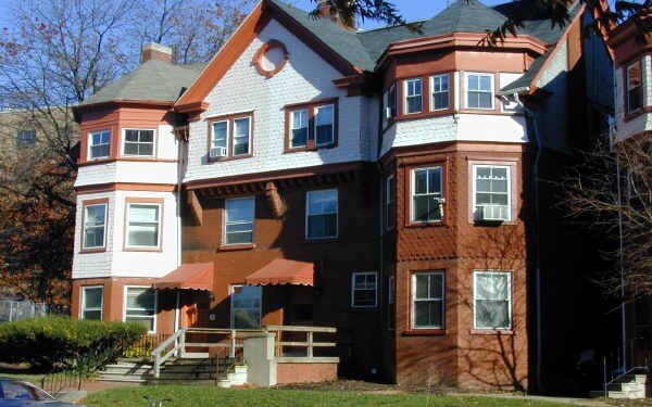 Primary Photo - 1019 Park Pl