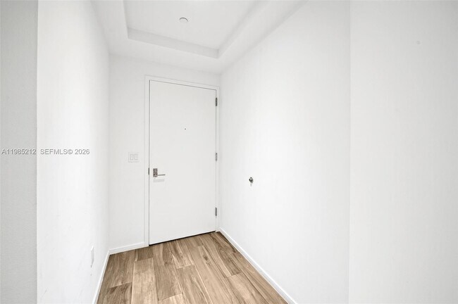 Building Photo - 801 S Miami Ave