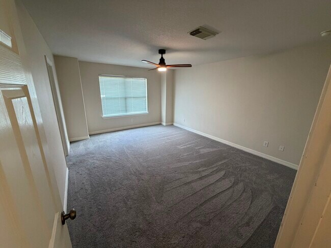 Foto del edificio - 17923 Hollow Hill Ln