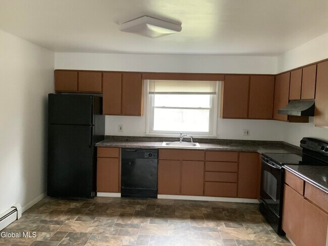 Foto del edificio - 11-21-21 Ashdown Rd