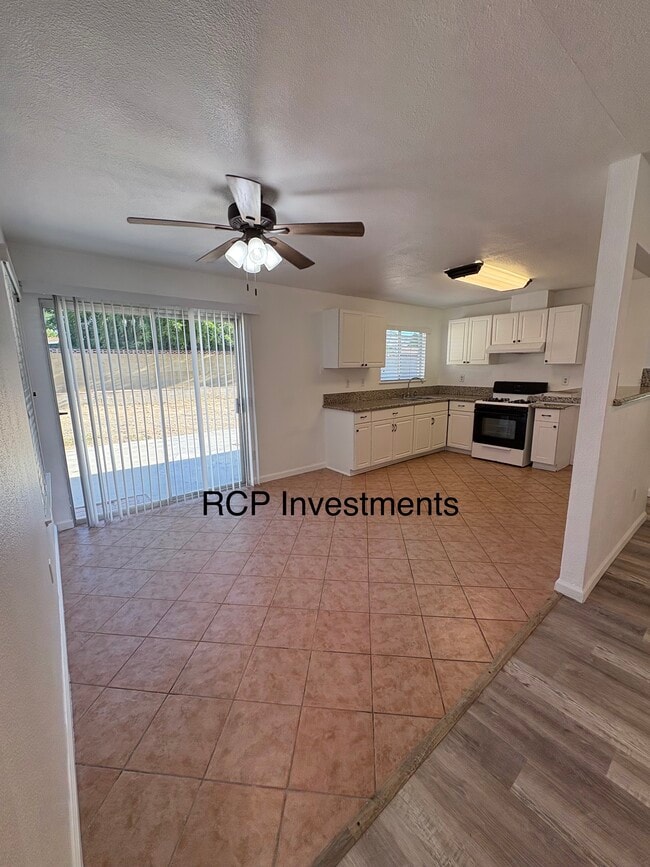 Foto del edificio - 2234 W Avenue K13
