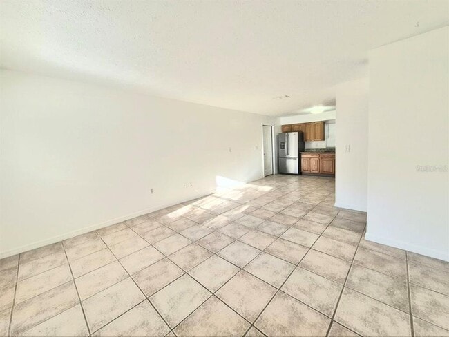 Building Photo - 1702 E Mulberry Dr