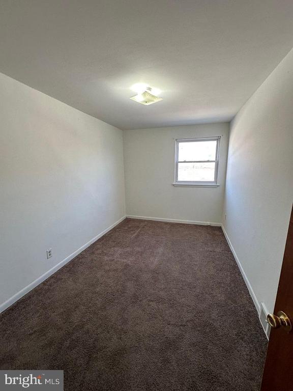 Building Photo - 4023 Balwynne Park Rd