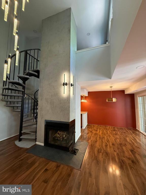 Foto del edificio - 46 Woodbine Ct